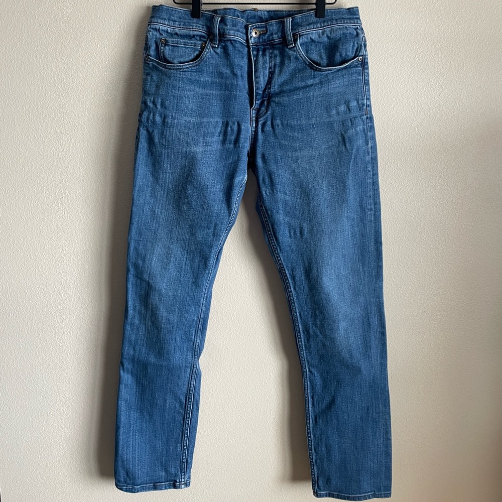 Jos. A. Bank tailored-fit denim jeans - SIZE 34X32